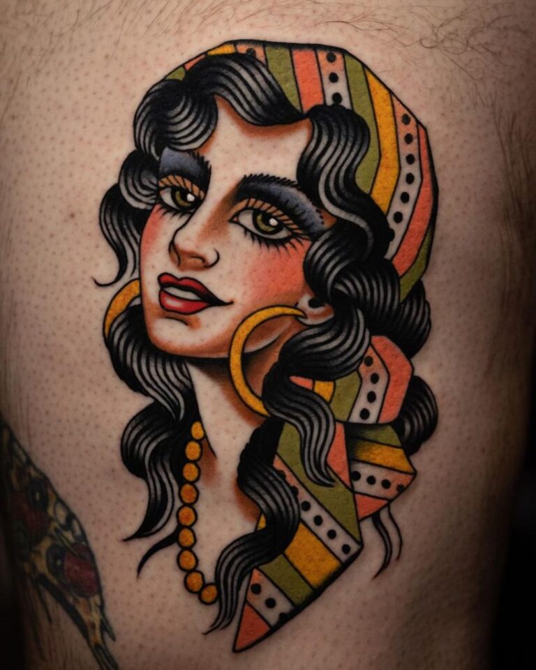 Conheça sua história, seu significado e as tendências tattoo old school ...